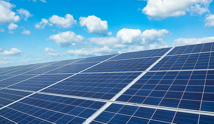累計15.81MW (メガワット)の太陽光パネルをガレージ上に設置自然エネルギーの利用促進に貢献しています。